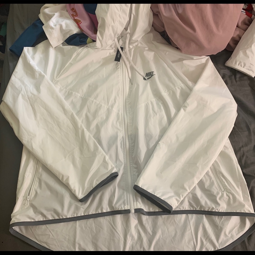 Nike windbreaker
